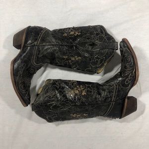 Corral Vintage-Style Cowboy Boots